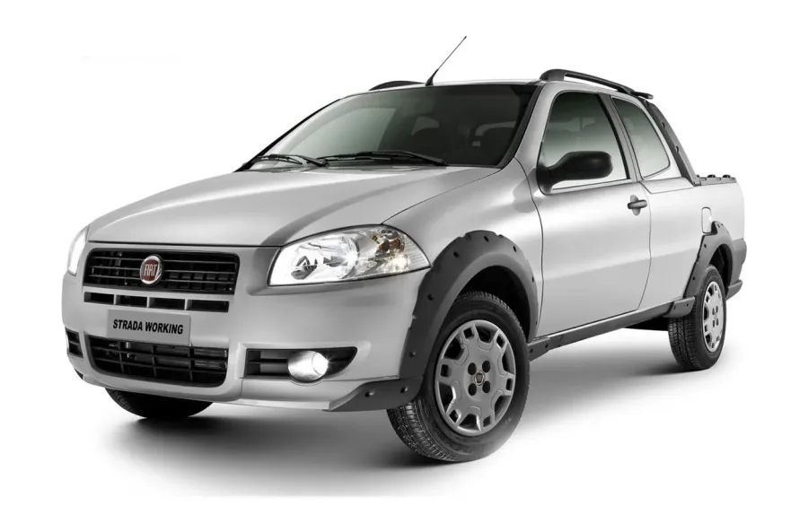 Fiat Strada Working 1.4 Cabine Dupla 2012 se destaca como usada para trabalho e uso diário; veja preço e ficha técnica da picape