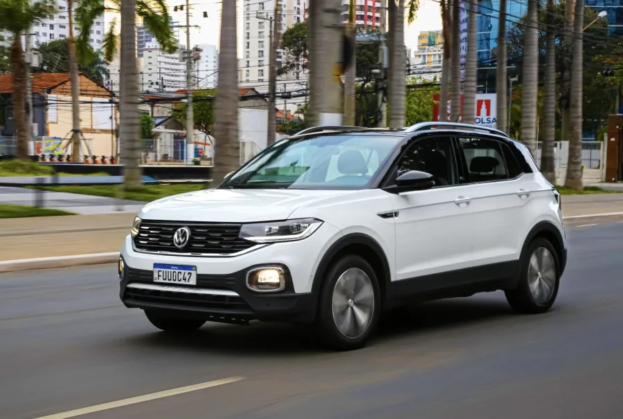 Volkswagen T-Cross Highline 2023: 3 sinais no painel digital que denunciam um carro usado “maquiado” para venda