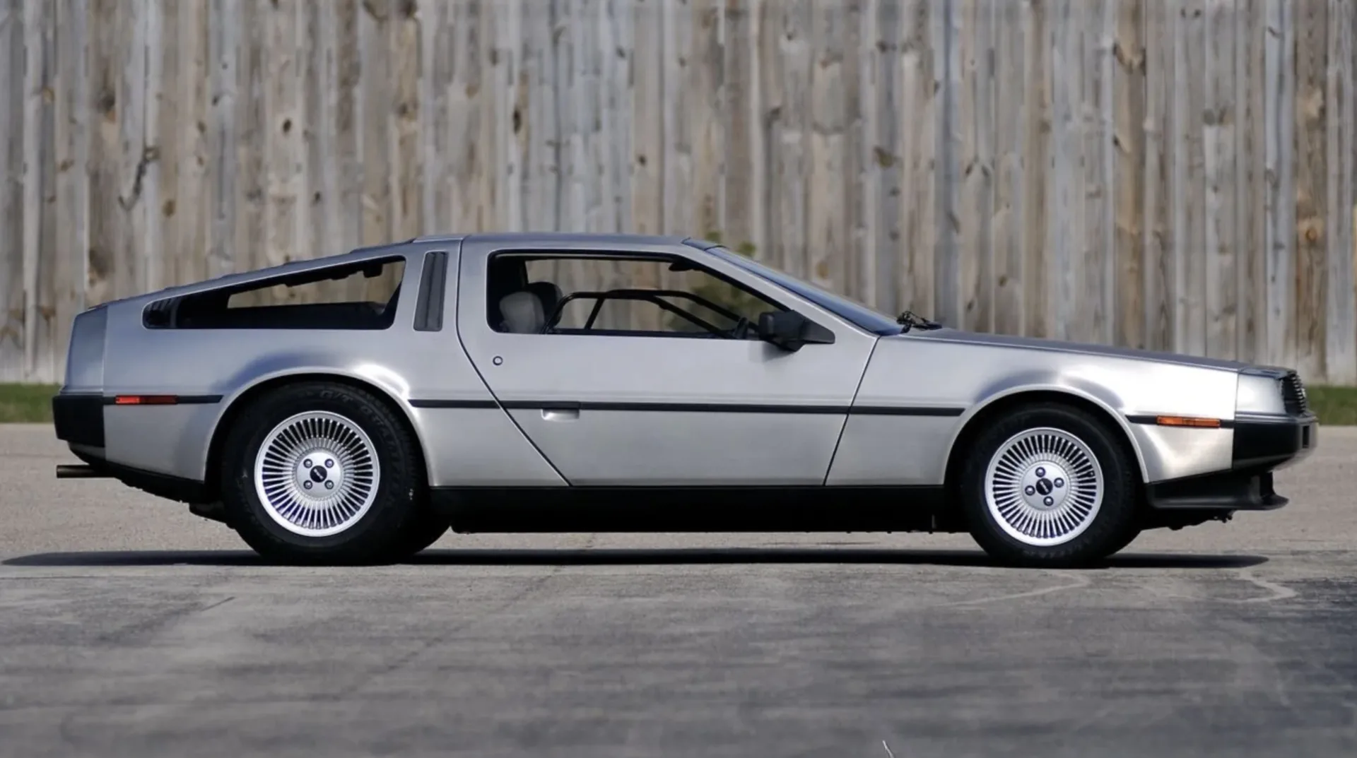 DeLorean DMC-12 2.8 V6 1981