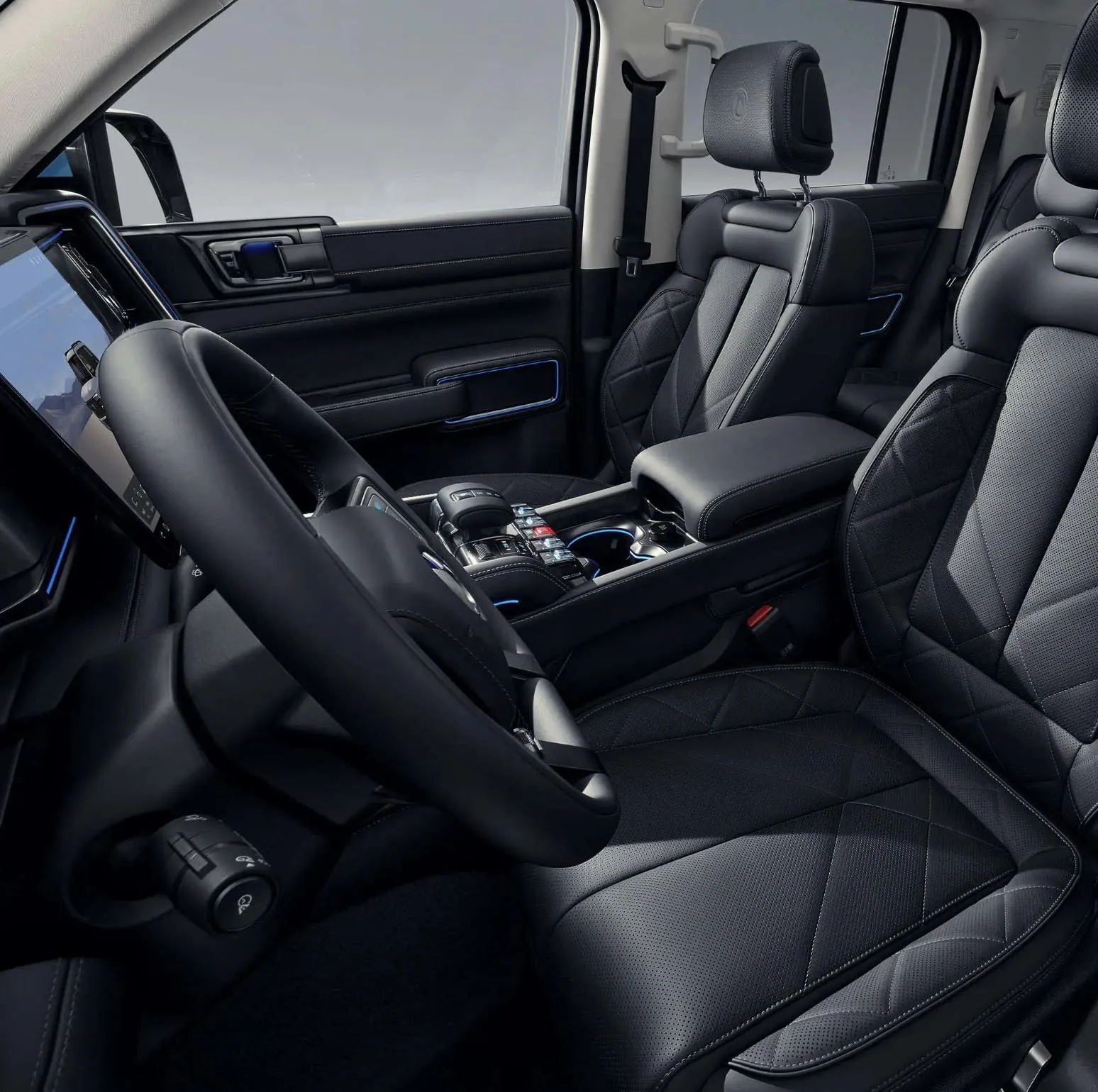 Qual é o preço do BYD Denza B5 no Brasil? Ficha técnica, Valor, Consumo, Equipamentos e Fotos do SUV híbrido com autonomia de até 830 km