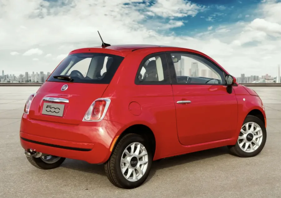 Consumo de 8 km/l e 9 km/l no álcool, 11,4 km/l e 13 km/l na gasolina. Autonomia entre 320 e 520 km com tanque de 40 litros. Uso eficiente, mas limitado para longos trajetos.