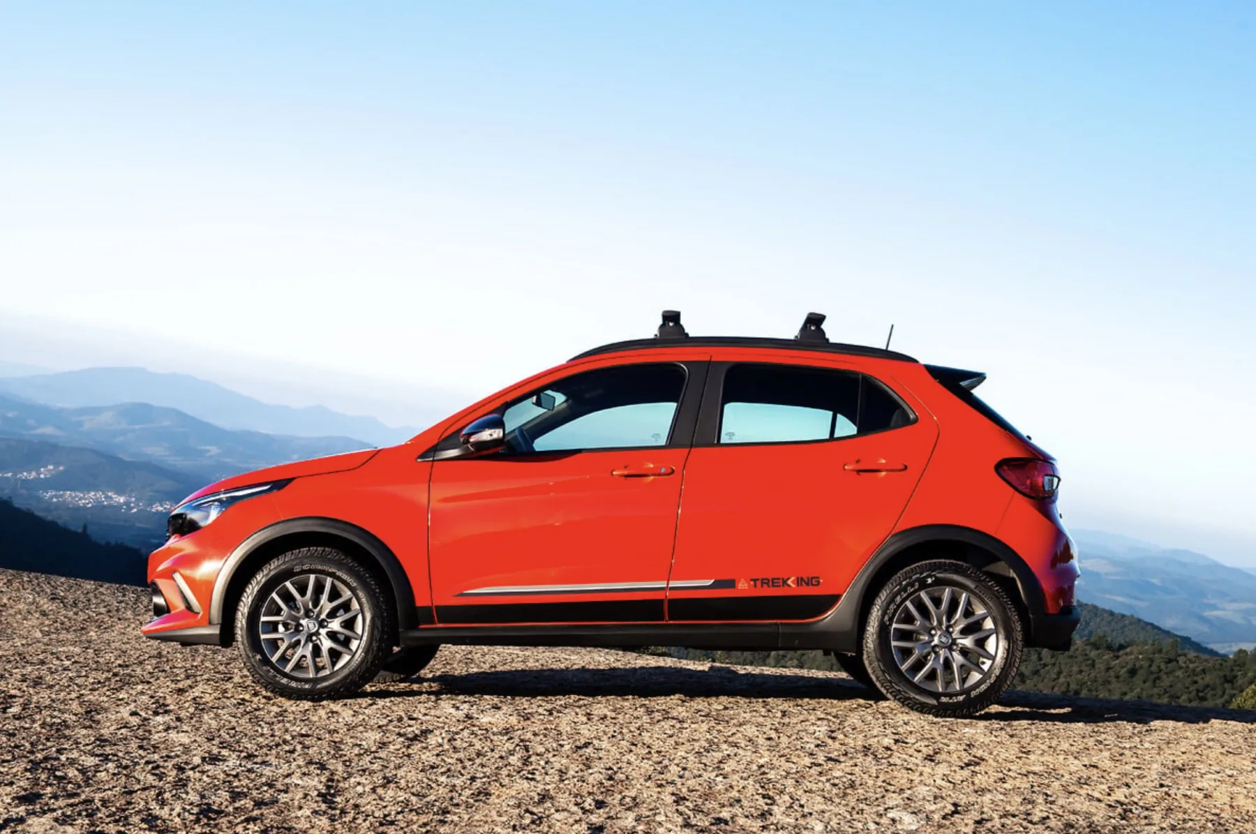 Qual o preço do Fiat Argo Trekking 1.3 2020? Ficha técnica, Consumo, Equipamentos e Fotos do hatch