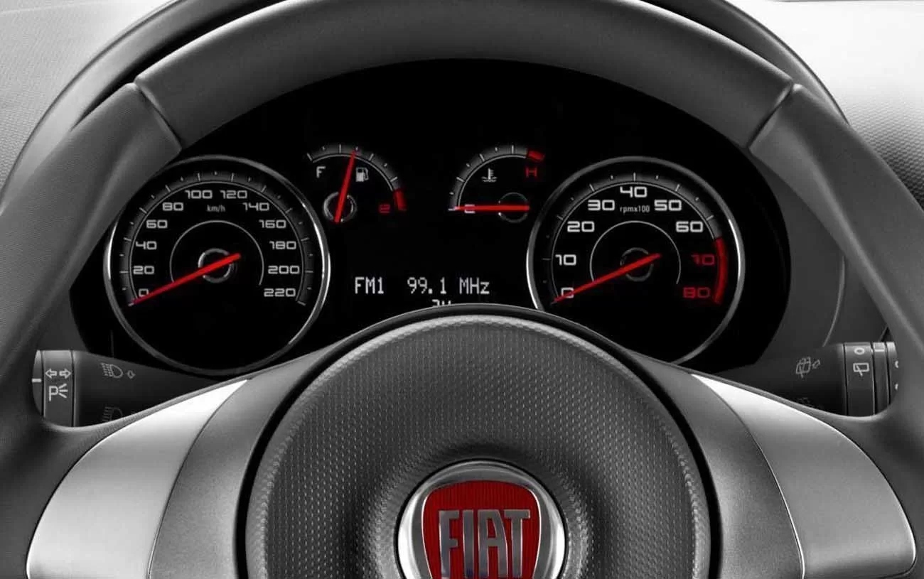 Fiat Palio Attractive 1.0 2014