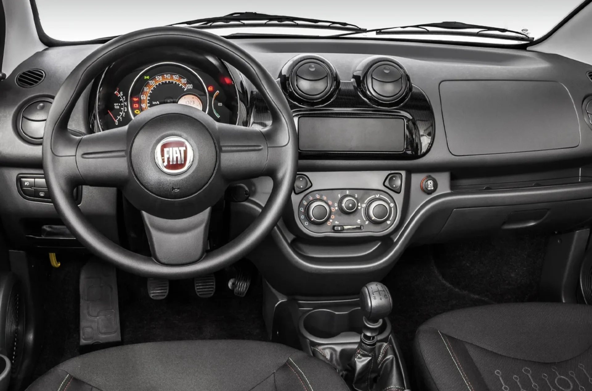 Fiat Uno Vivace Italia 2013, edição especial, ainda vale a escolha no mercado de usados