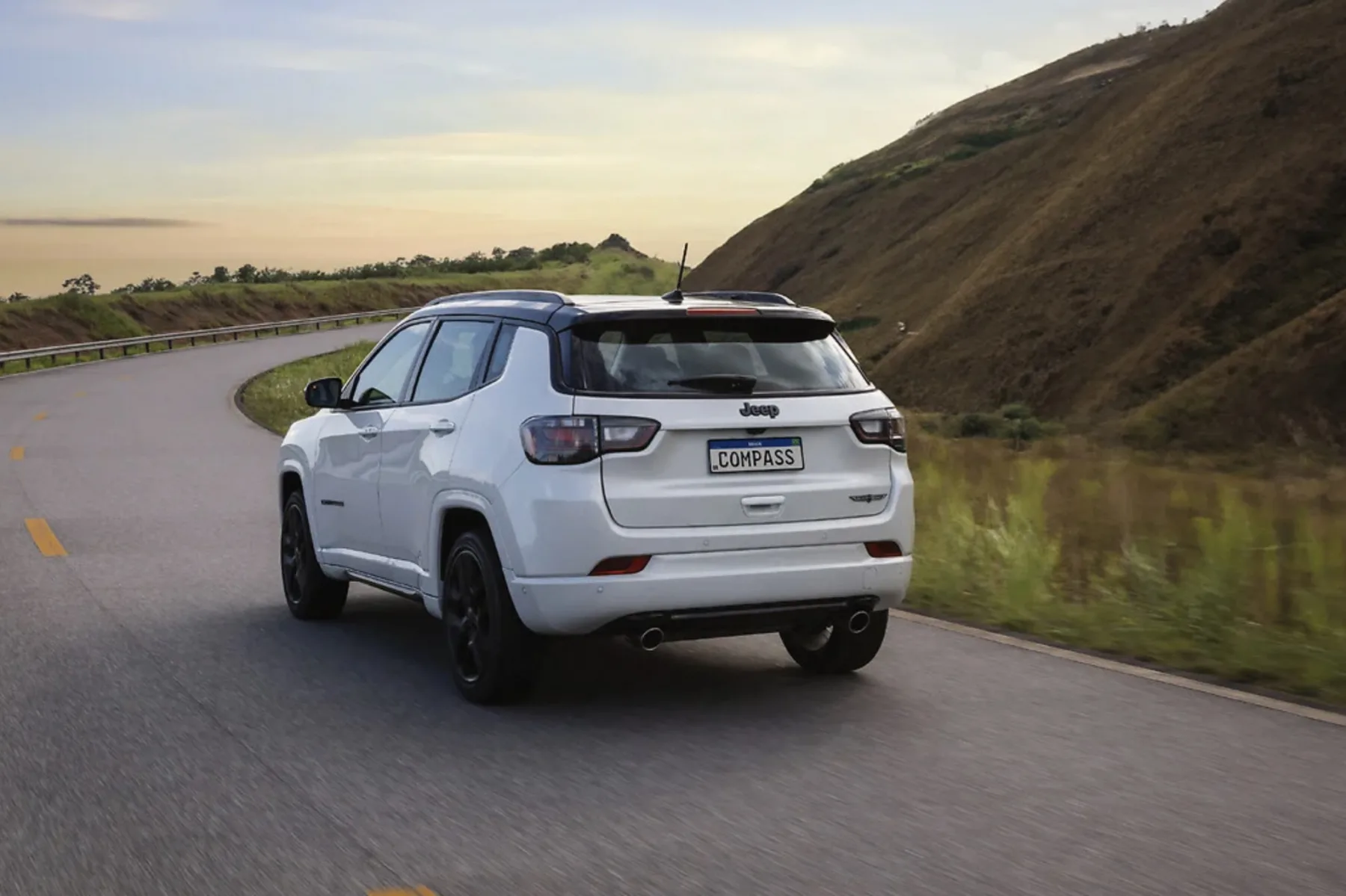 Jeep Compass Blackhawk 2.0 2026