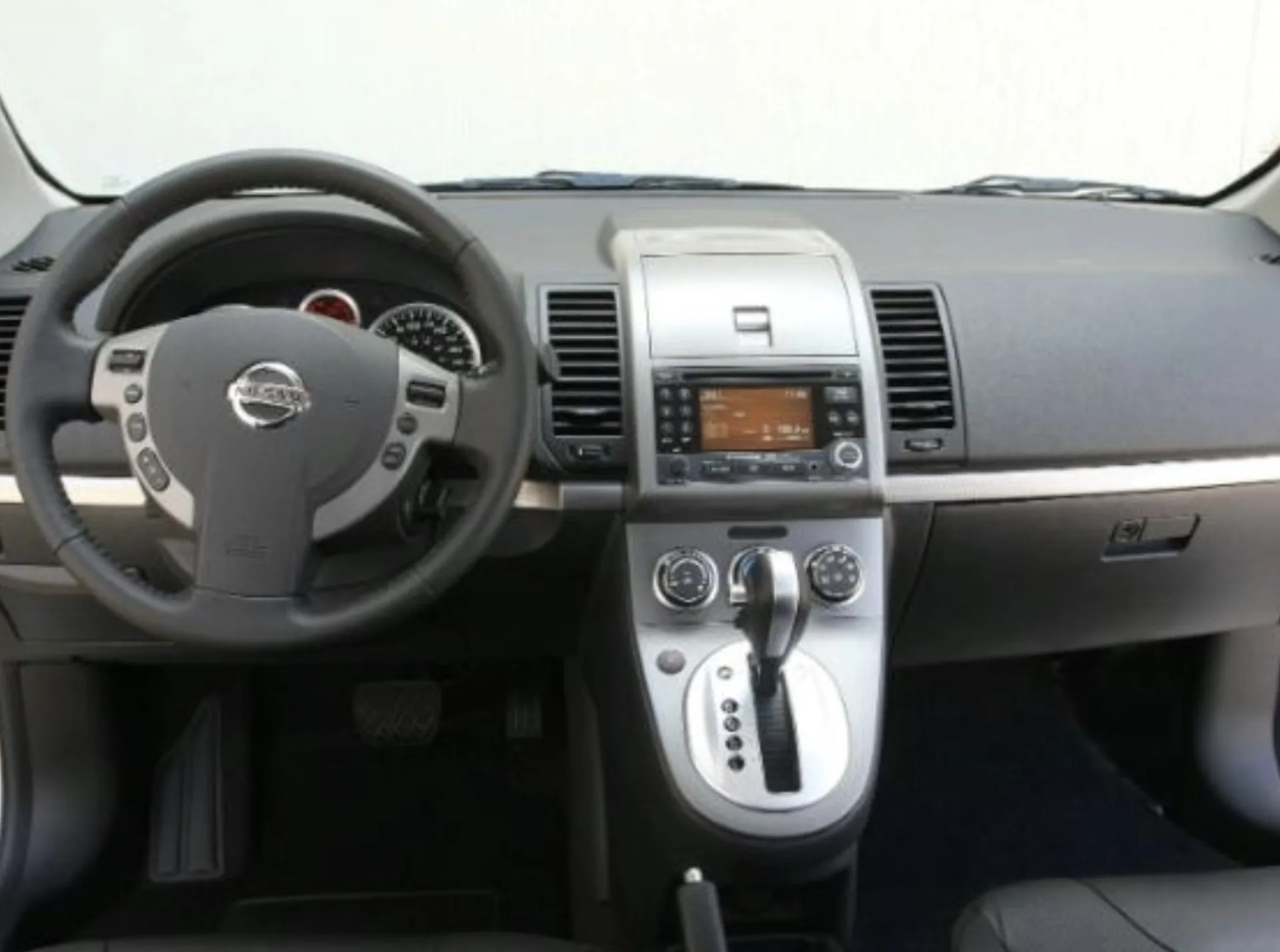 Nissan Sentra SL 2.0 AT 2013