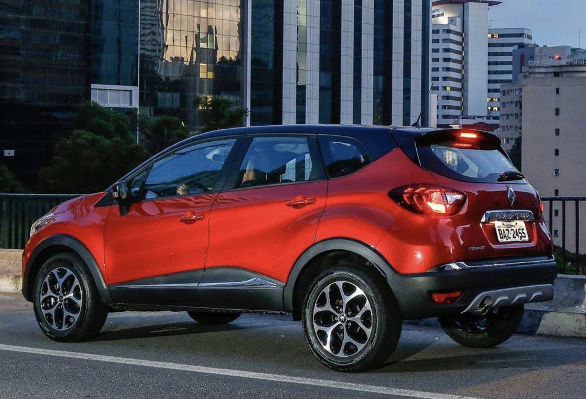 Renault Captur Intense 2.0 AT 2019