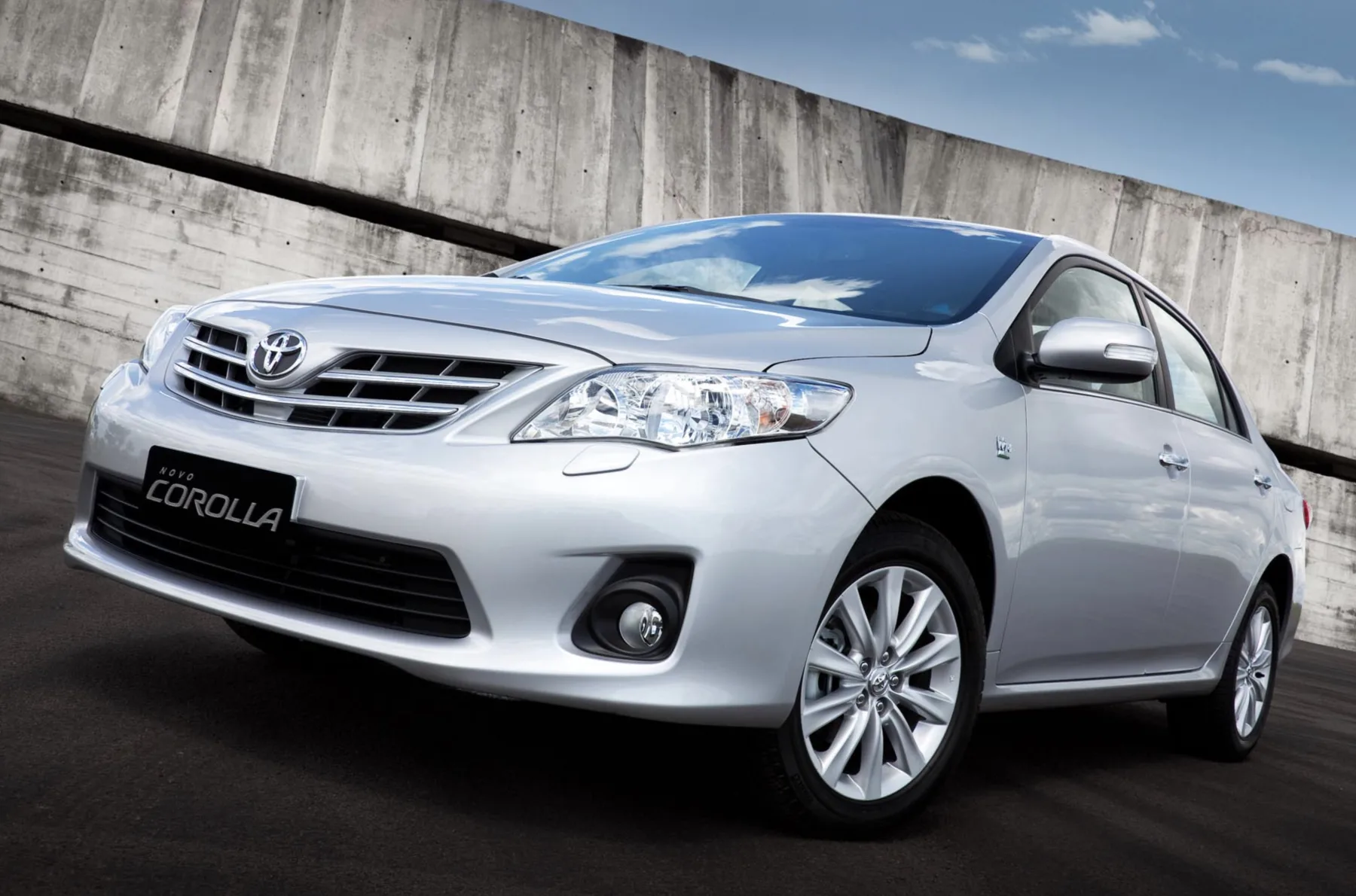 Toyota Corolla Altis 2.0 2012