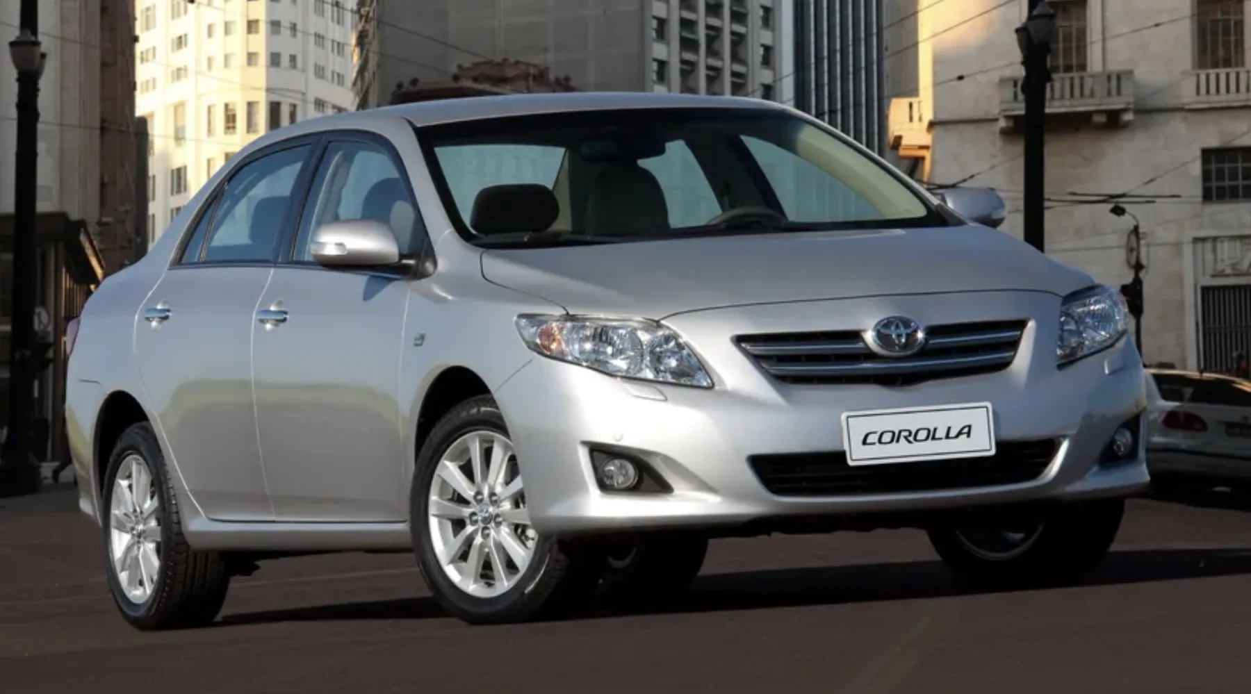 Toyota Corolla XLi 1.8 AT 2012