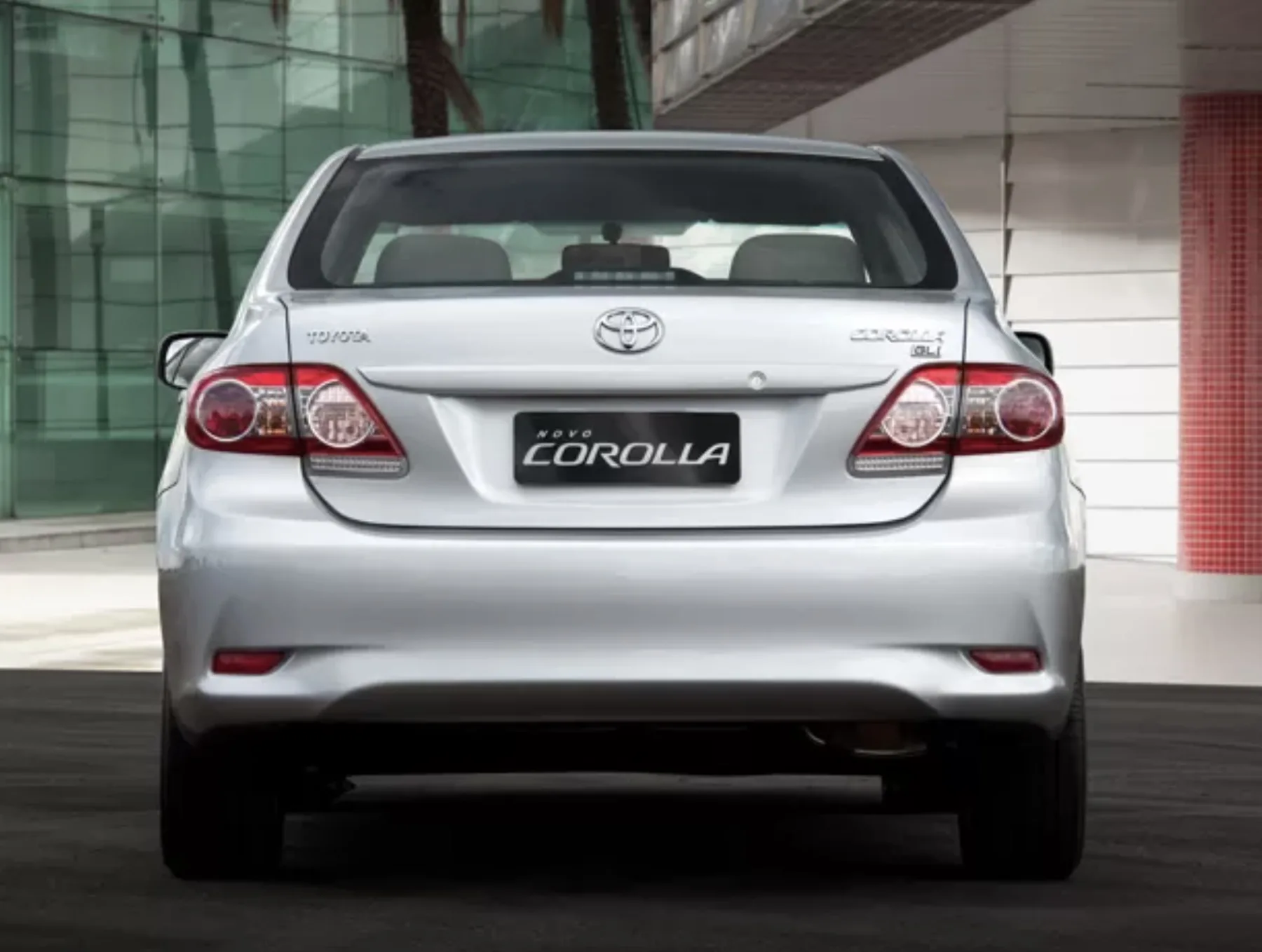 Toyota Corolla XLi 1.8 AT 2012