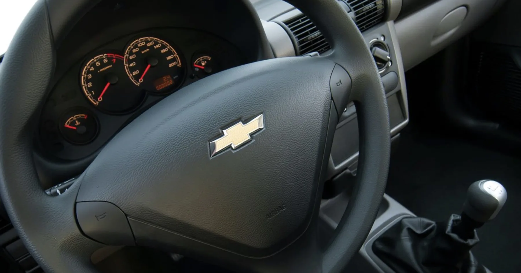 Chevrolet Classic 2016