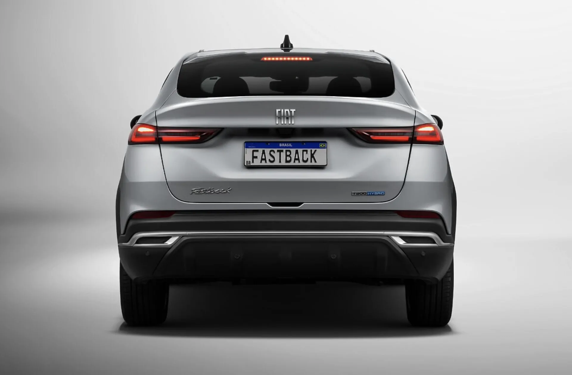 Qual é o preço do Fastback Audace 2026? Consumo, Ficha técnica, Equipamentos e Fotos do SUV híbrido que faz até 13,9 km/l