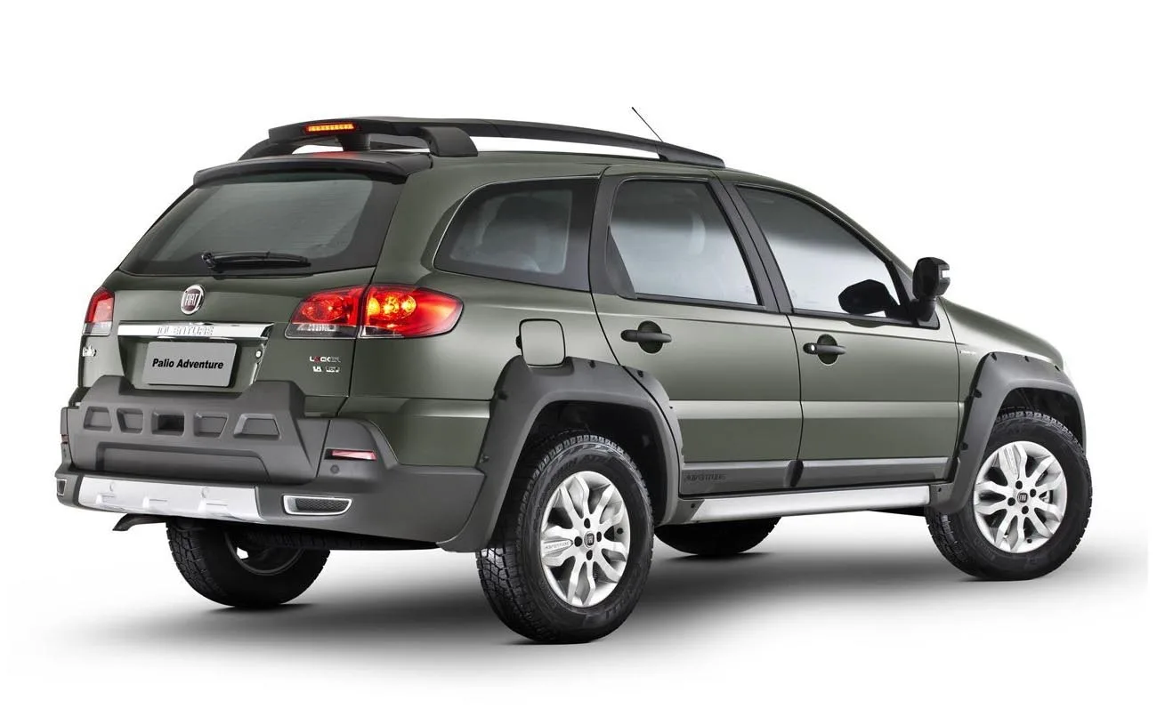 Consumo urbano fica em torno de 7 km/l no álcool e 10,2 km/l na gasolina, na estrada chega a 11,7 km/l, tanque de 51 litros garante boa autonomia.