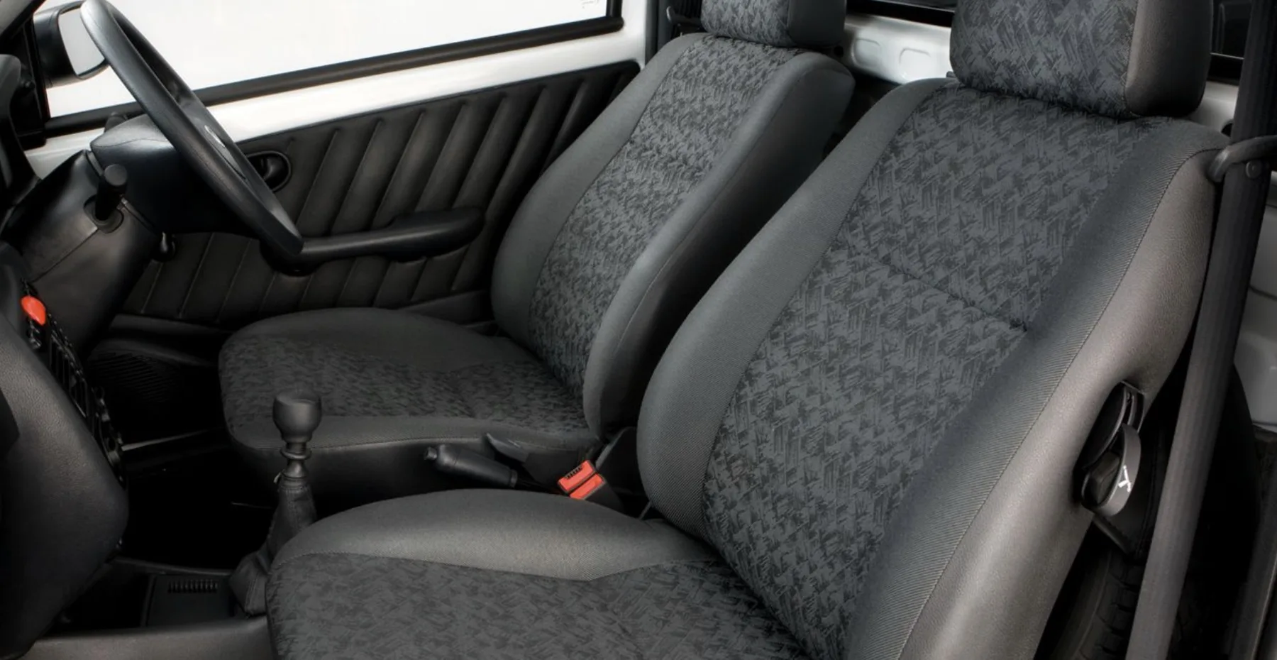 Na faixa dos R$ 32 mil, Fiat Strada Cabine Simples 2010 entrega 86 cv, consumo de até 14 km/l e autonomia de 812 km, destaque entre as picapes compactas usadas