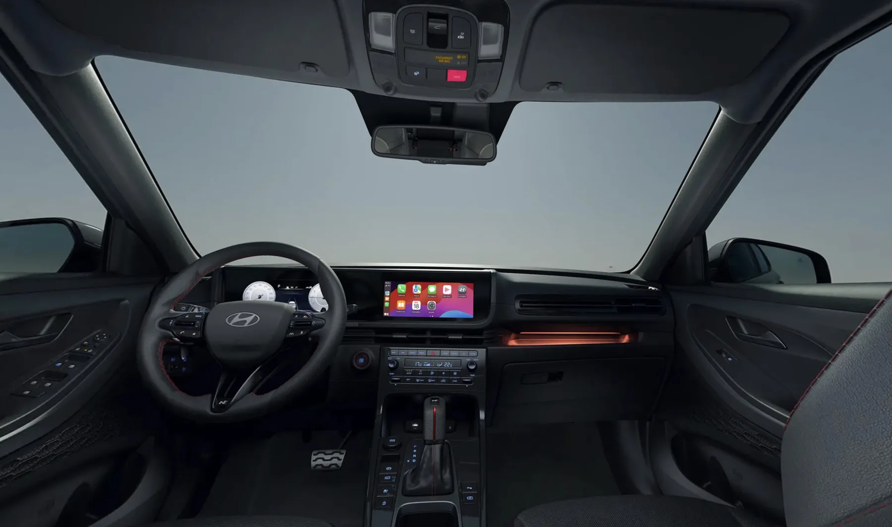 A transmissão automática de 6 marchas, tração dianteira e direção elétrica deixam o Creta N Line 1.0 leve, previsível e fácil de conduzir em qualquer ritmo diário.