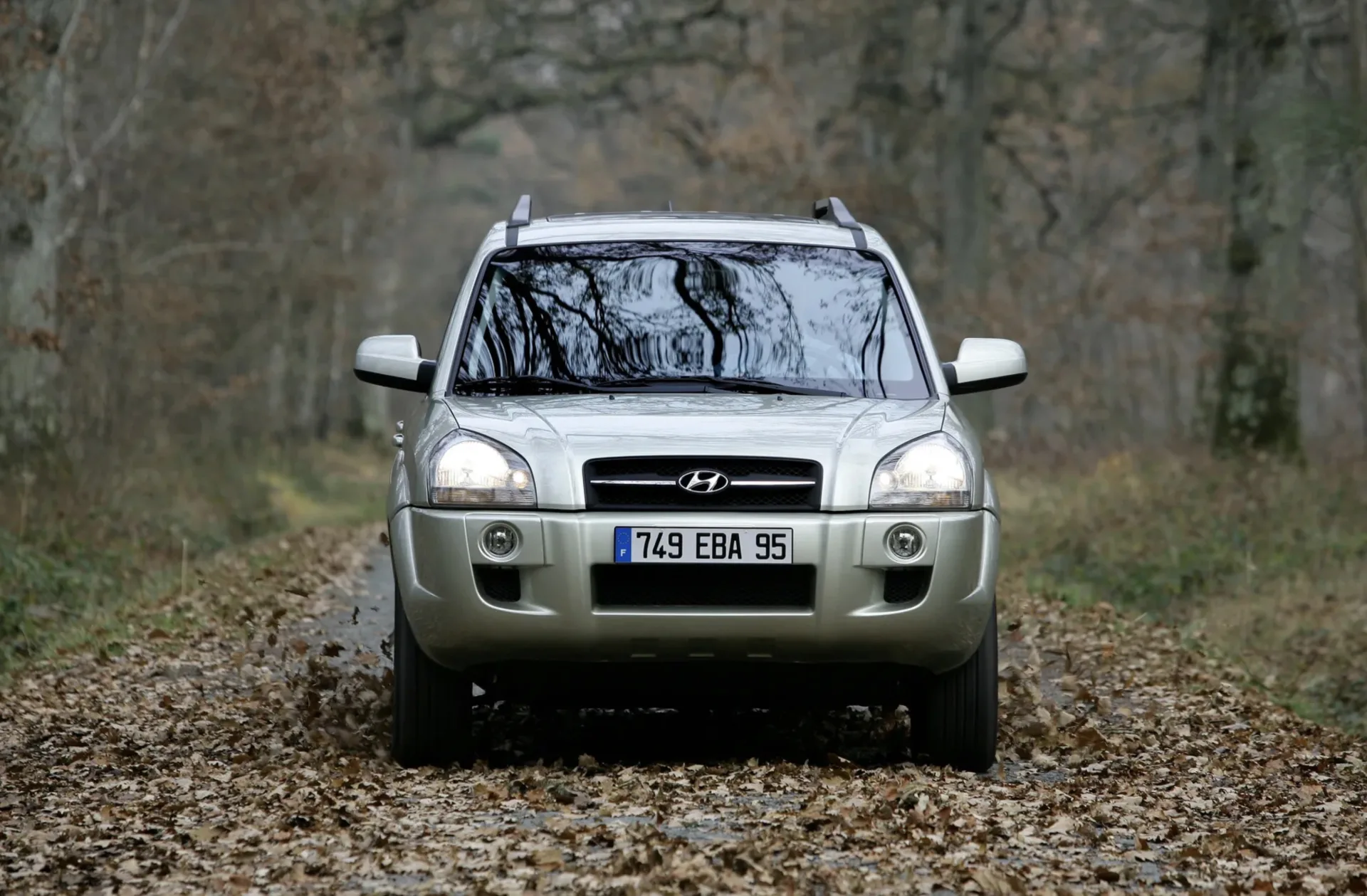 Quanto o Tucson GL 2.0 2010 faz por litro? Preço Tabela Fipe, Ficha técnica, Consumo, Equipamentos e Fotos do SUV que faz 8,5 km/l