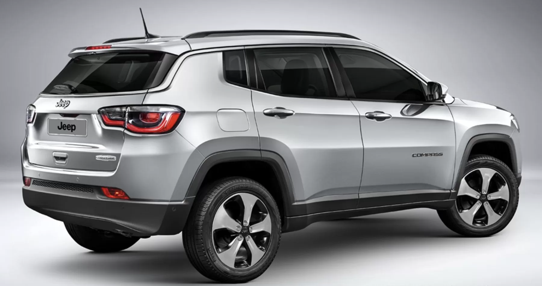 As versões Diesel 4X4 servem para quem busca força e versatilidade, enquanto as Flex atendem ao uso urbano, conforto diário e viagens, cobrindo perfis distintos de motorista.