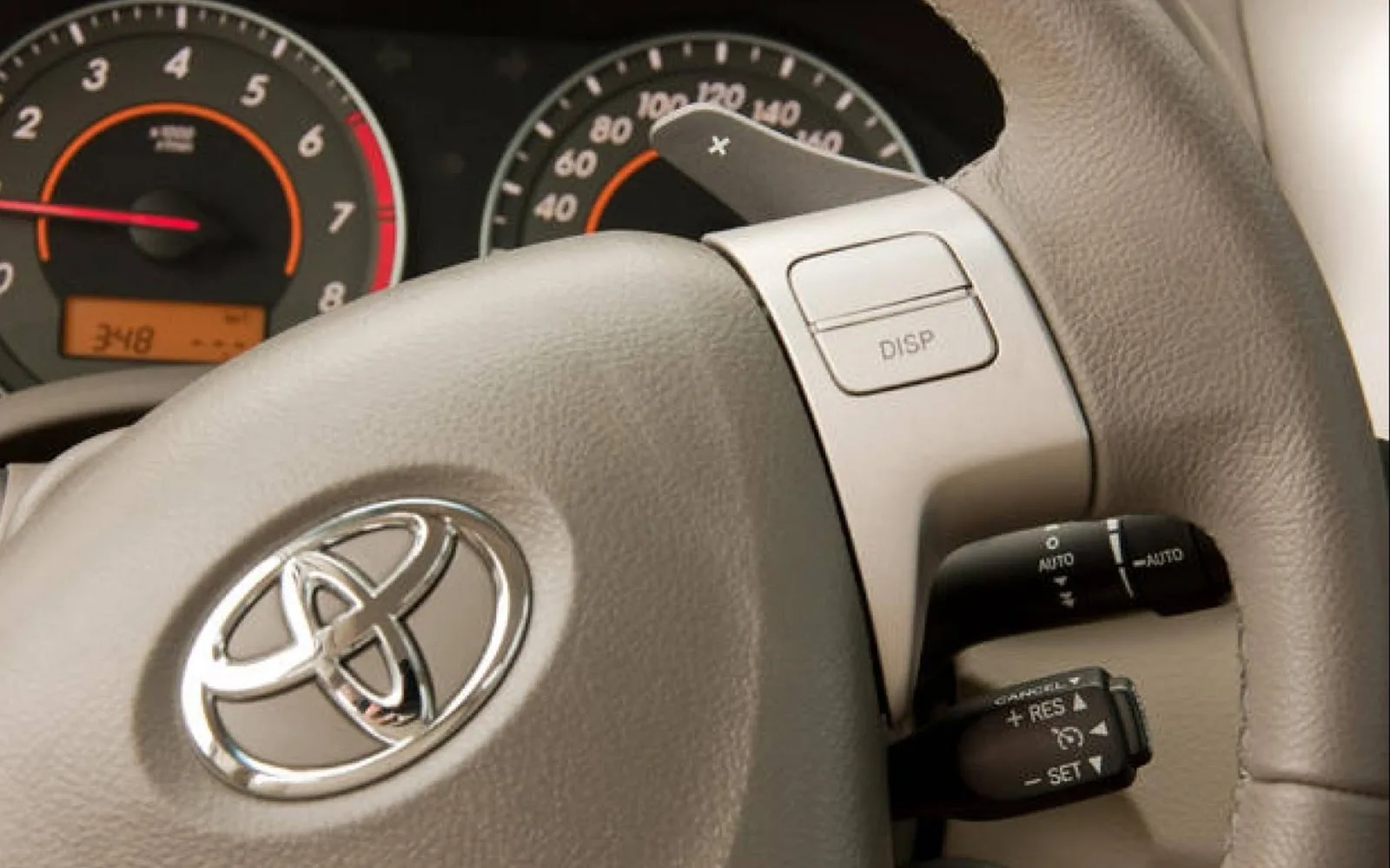 Toyota Corolla Altis 2.0 2011