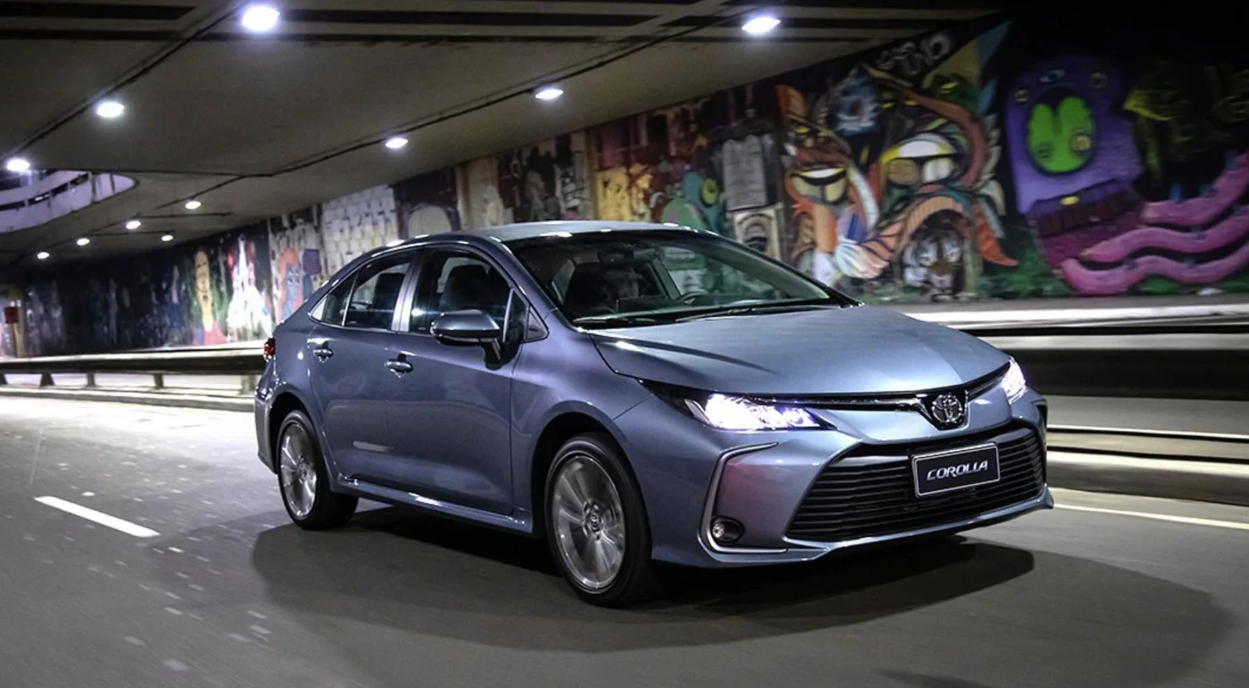 Toyota Corolla Altis Premium Hybrid 2020