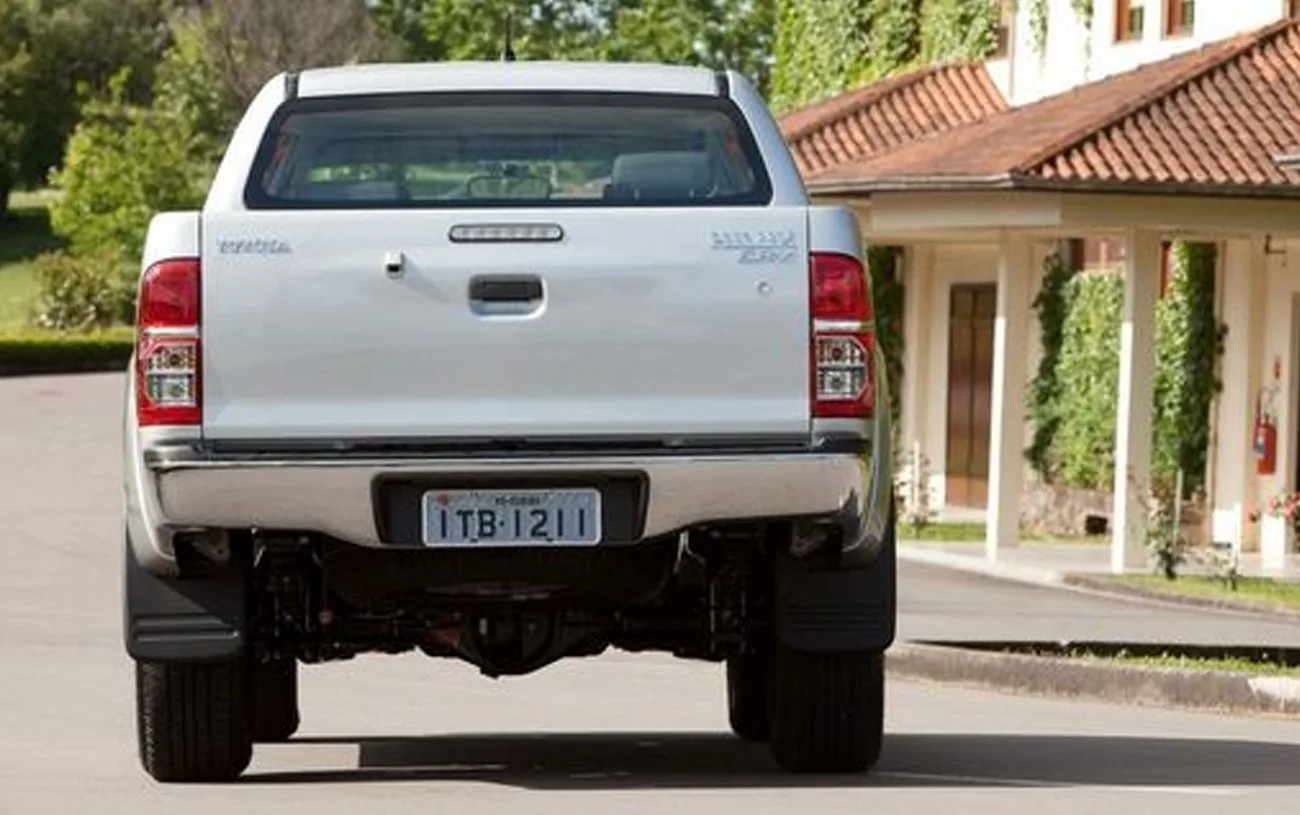 Toyota Hilux SRV 3.0 Turbo 4×4 Automática 2013