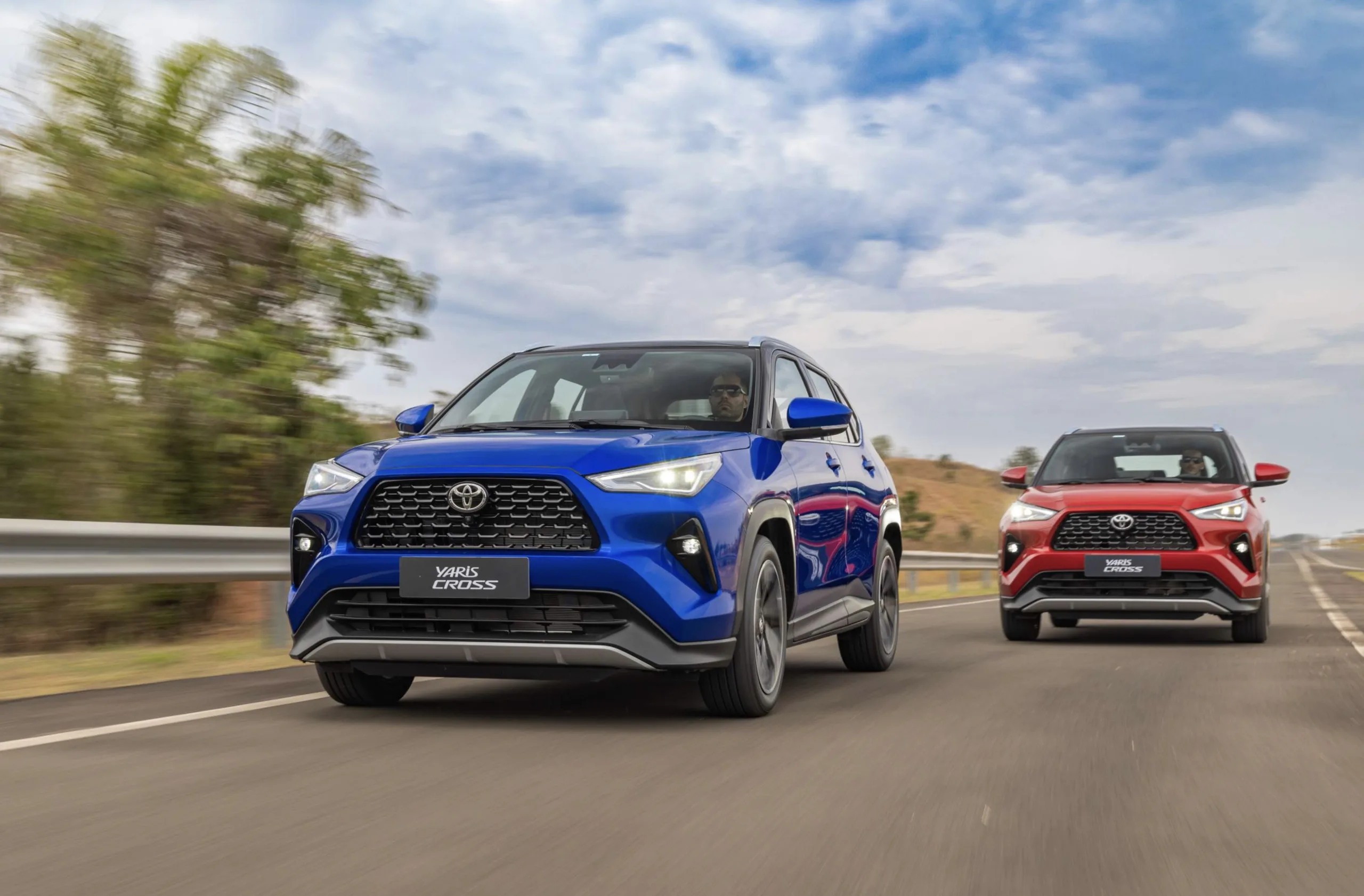 Motor 1.5 flex aspirado de até 122 cv com CVT: 0 a 100 em 13 s, desempenho apenas correto, porém tranquilo para viajar em família.