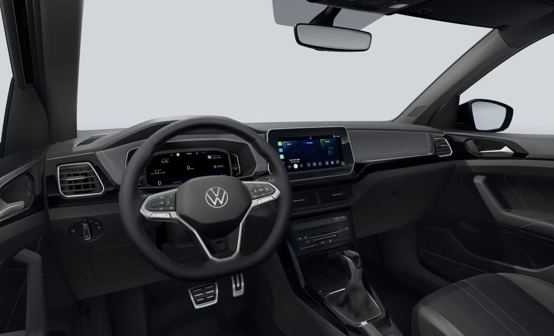 A transmissão automática de seis marchas e a direção elétrica tornam a condução leve na cidade, com comportamento estável na estrada e mudanças de marcha sempre suaves.