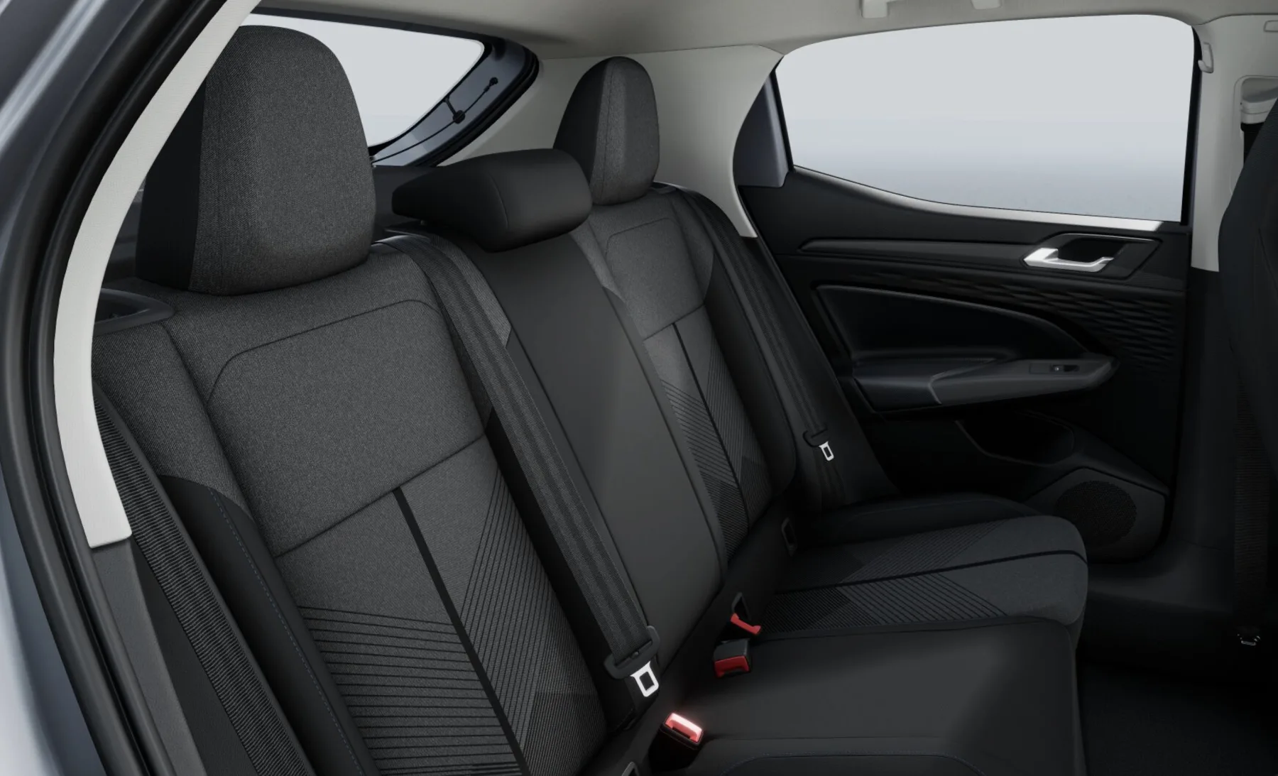 A segurança surpreende. Seis airbags, controles eletrônicos e nota máxima no Latin NCAP colocam o Tera acima de muitos rivais diretos, algo que pesa na decisão de compra.