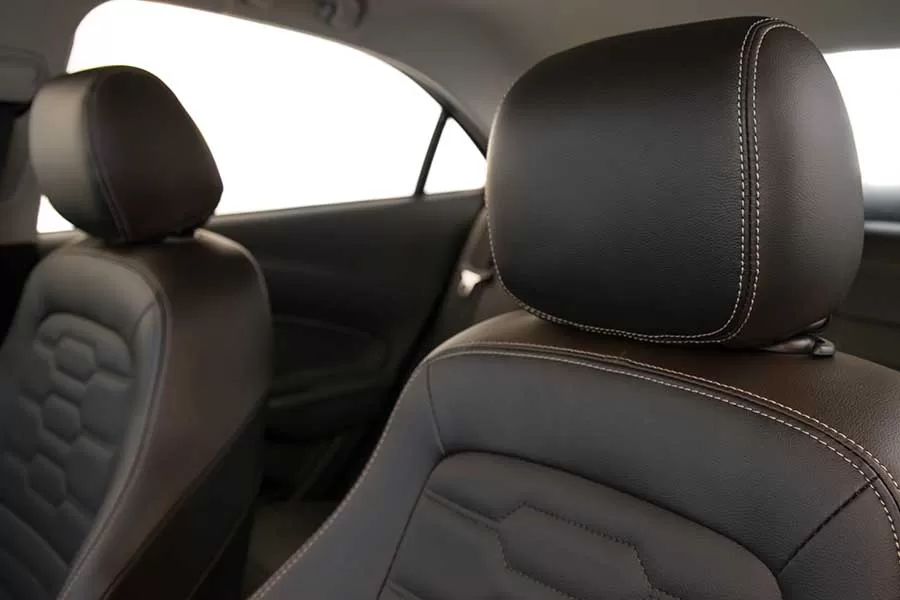 Qual o preço do Chevrolet Prisma LTZ 1.4 automático 2019? Preço Tabela Fipe, Ficha técnica, Consumo, Equipamentos e Fotos do sedan usado ideal para quem quer espaço