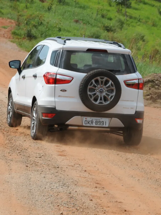 EcoSport Freestyle 2013 é bom na cidade mas cobra cuidado na rotina