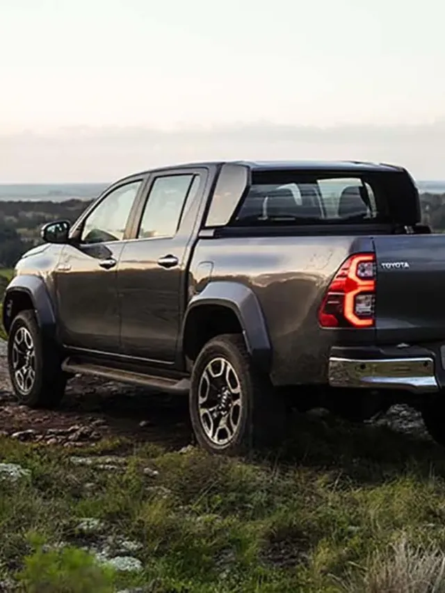 Toyota Hilux SRX Plus 2025 mostra que estilo vale mais que tecnologia