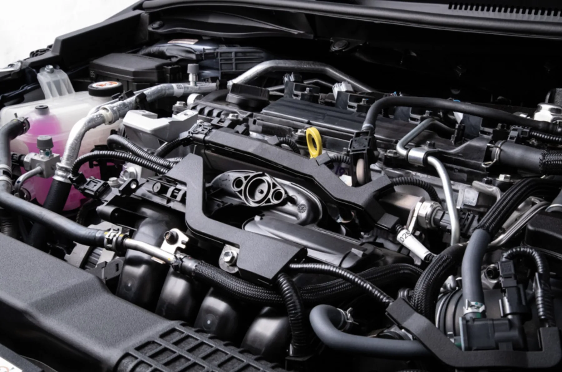 Motor 2.0 de 177 cv e 21,4 kgfm, consumo de até 13,9 km/l e porta malas de 470 litros, Toyota Corolla XEi 2020 ainda é boa opção no mercado de usados