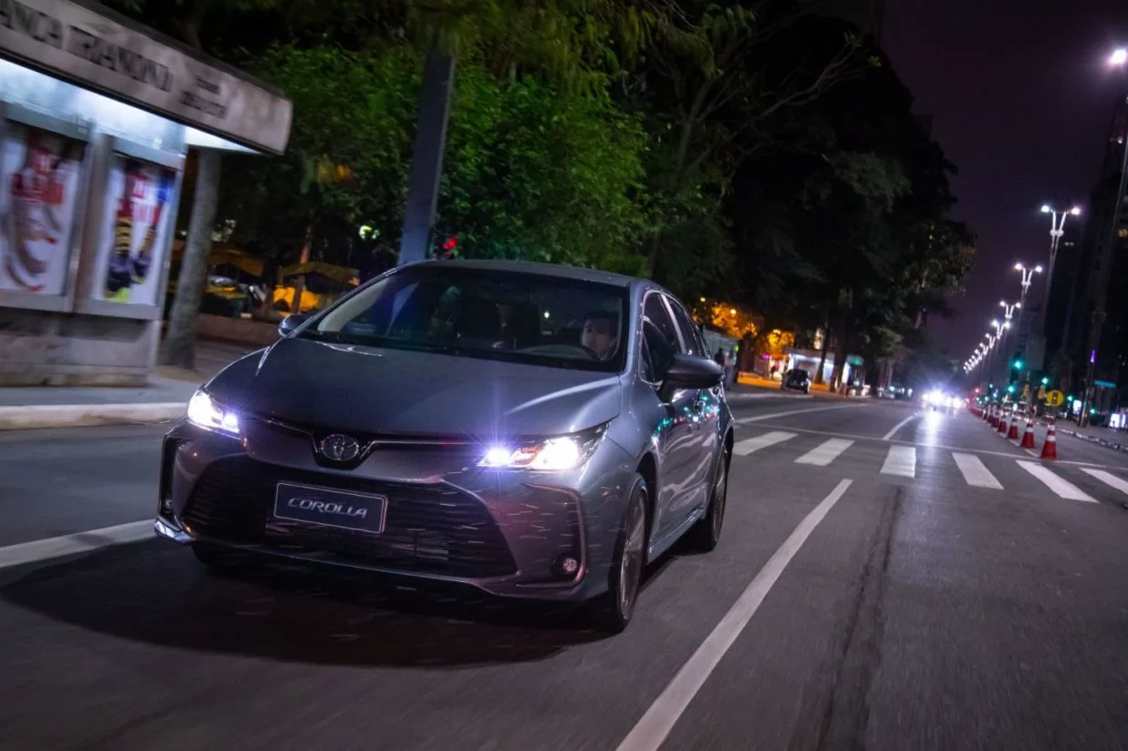 Motor 2.0 de 177 cv e 21,4 kgfm, consumo de até 13,9 km/l e porta malas de 470 litros, Toyota Corolla XEi 2020 ainda é boa opção no mercado de usados