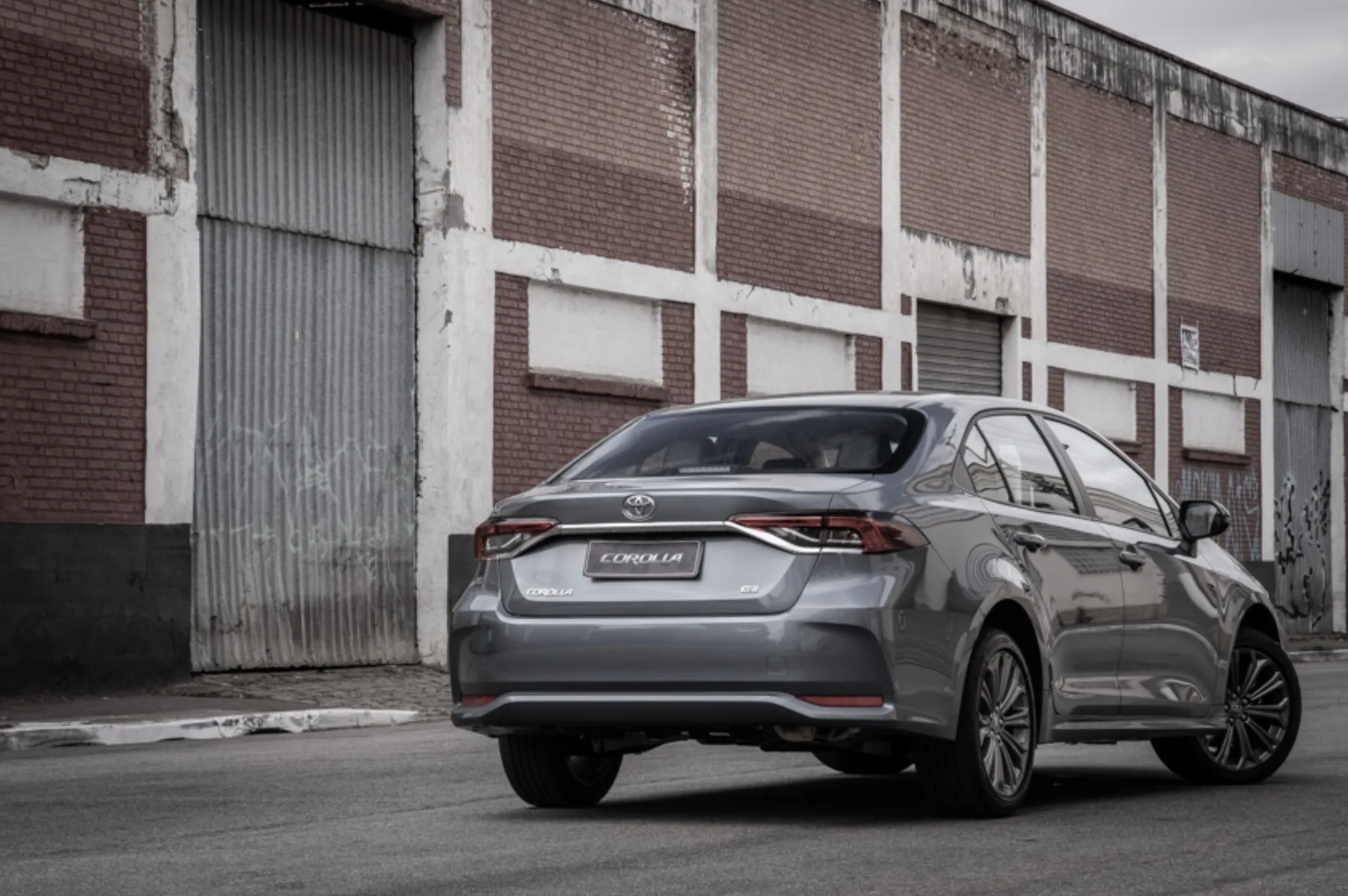 Motor 2.0 de 177 cv e 21,4 kgfm, consumo de até 13,9 km/l e porta malas de 470 litros, Toyota Corolla XEi 2020 ainda é boa opção no mercado de usados