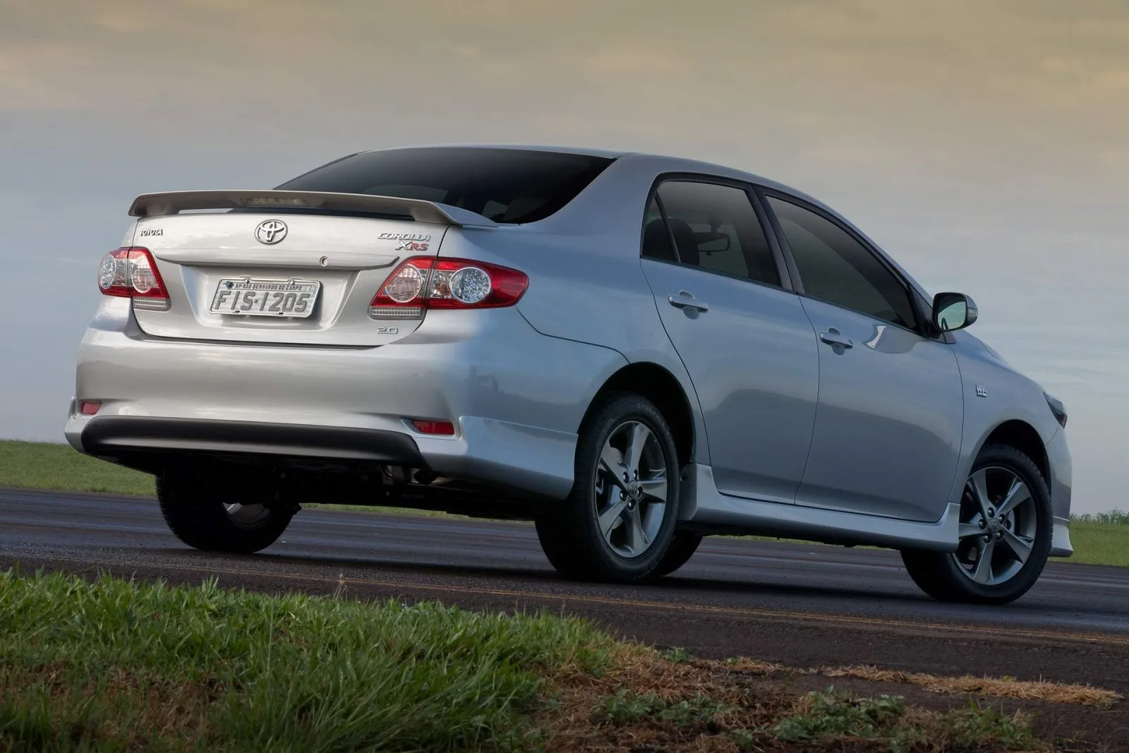 Toyota Corolla XRS 2.0 2013