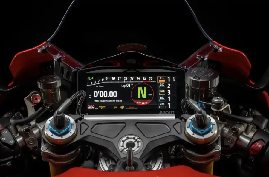 Nova Ducati Panigale V4 2026 com 216 cv e tecnologia da MotoGP chega ao Brasil custando R$ 169.990