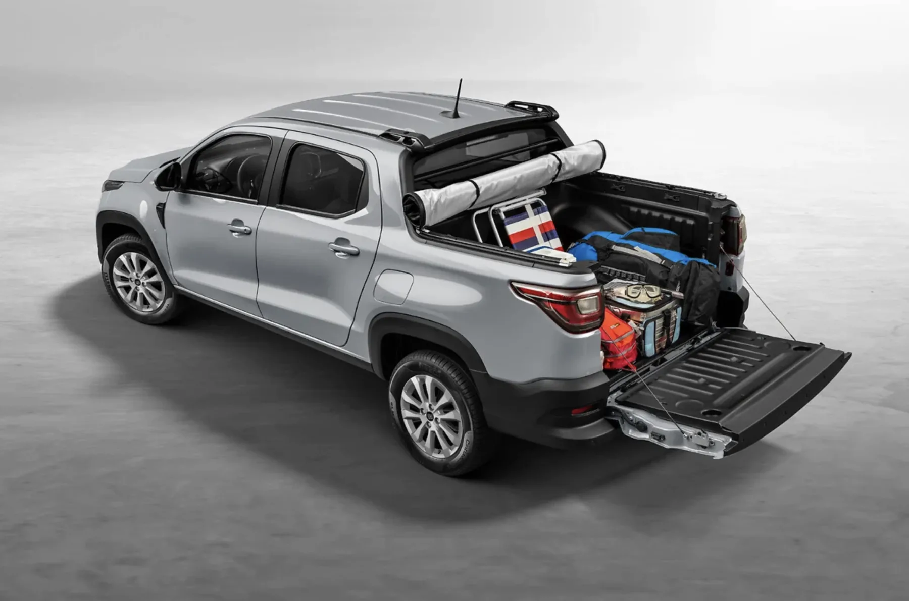 A Fiat Strada abriu vantagem na primeira quinzena de dezembro e confirmou que sua liderança é resultado de constância, volume e versatilidade no uso diário.