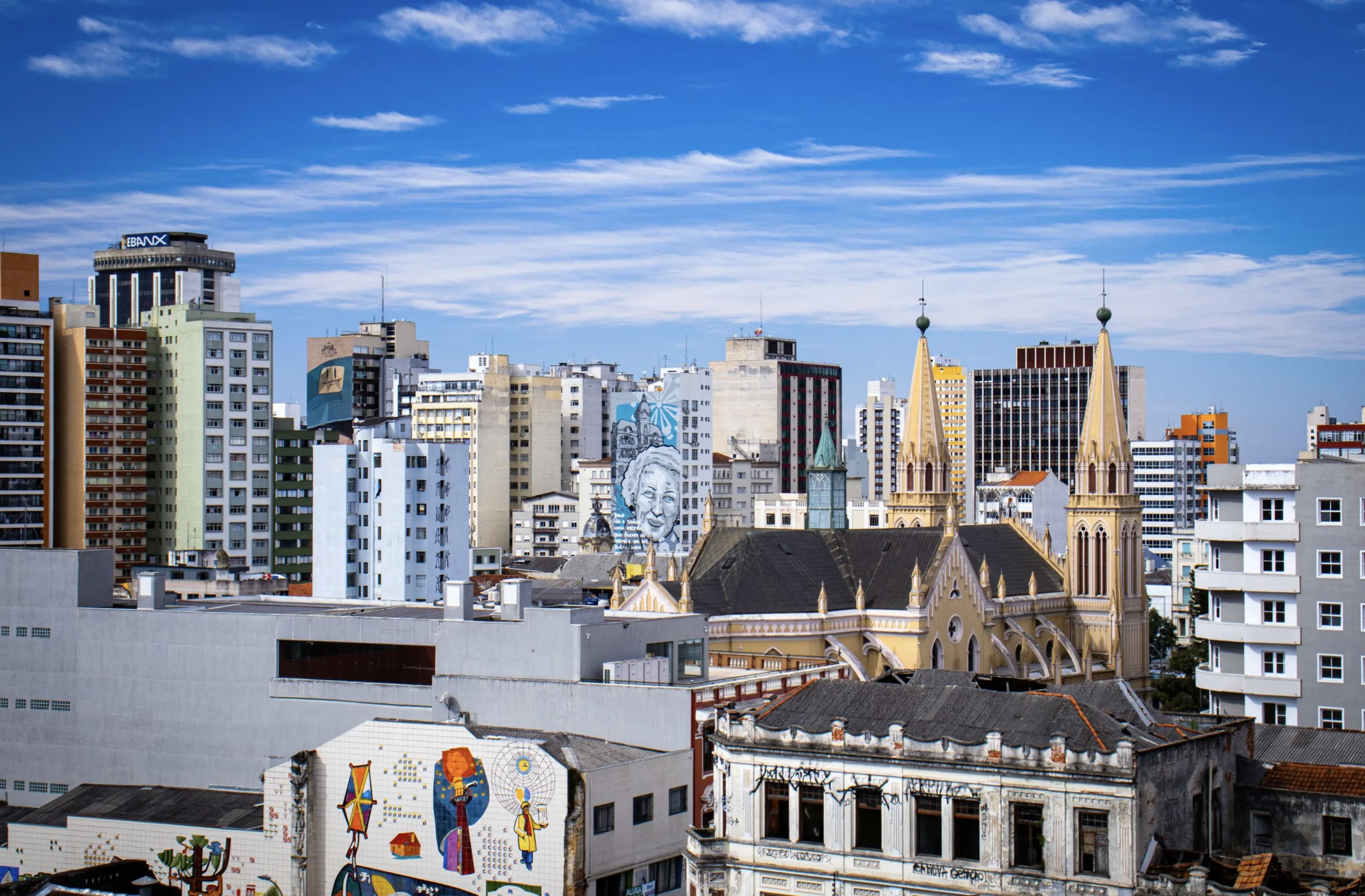 O Paraná divulgou o calendário do IPVA 2026, com início em 9 de janeiro, redução de alíquota, desconto à vista, novas regras de multa e impacto direto no custo dos veículos - Rafael Otaki / Unsplash