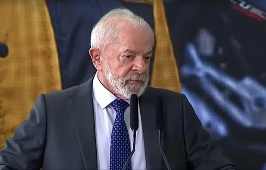 MP cria CNH do Brasil com curso teórico grátis, prática reduzida, instrutor autônomo, exames mais baratos e renovação automática, afetando 20 milhões que dirigem sem habilitação.