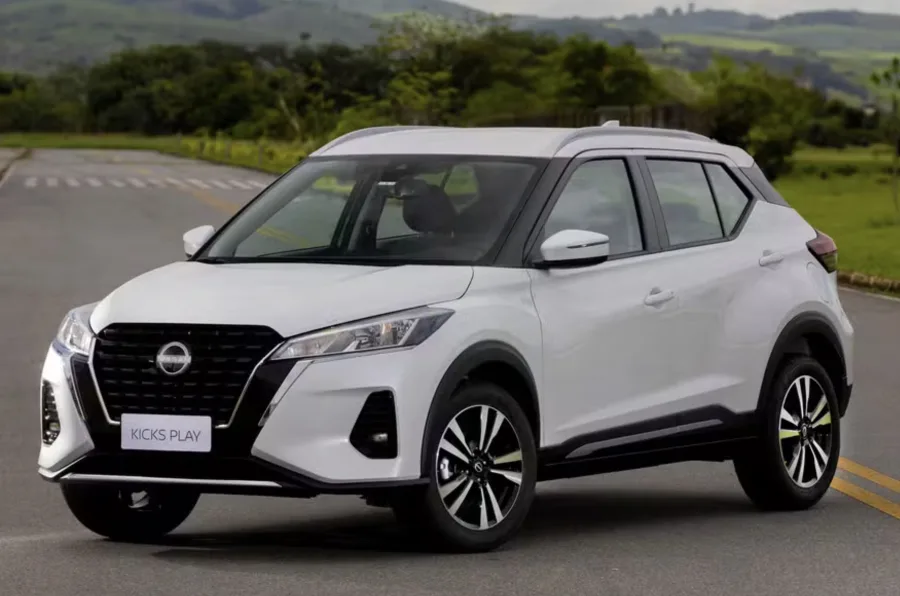 Nissan Kicks Play tem descontos agressivos antes de sair de linha, com preço em cerca de R$ 119.990