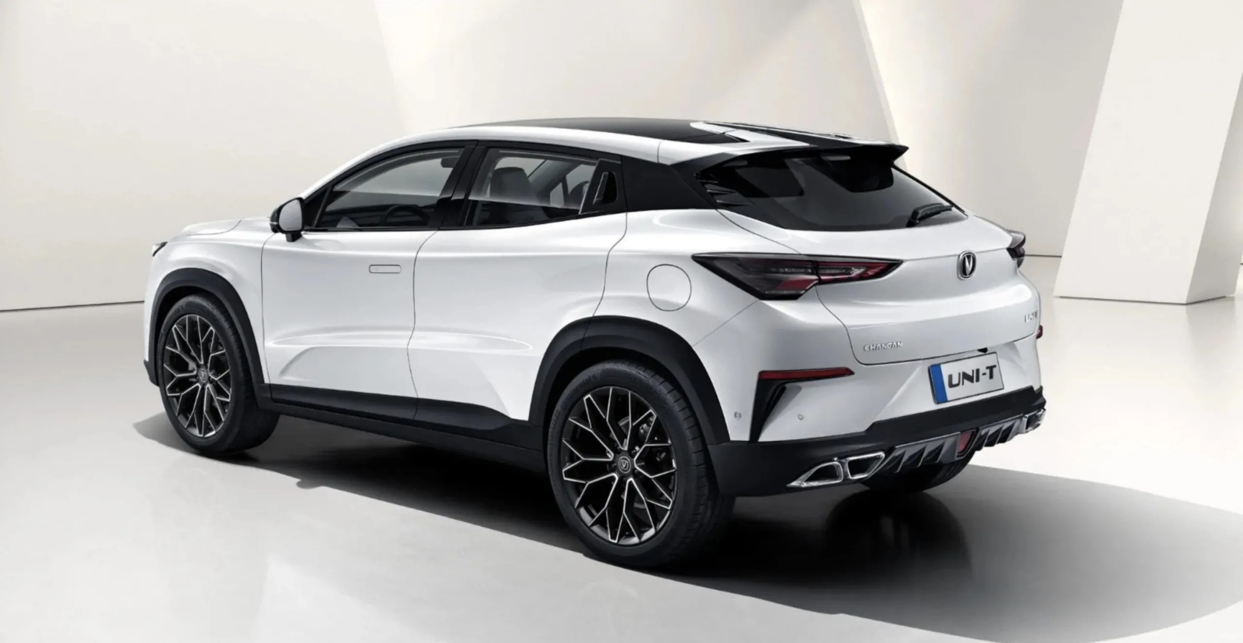 A Caoa inicia uma nova fase ao confirmar a chegada da Changan ao Brasil, mantendo a operação da Caoa Chery e ampliando sua estratégia com marcas chinesas no país.
