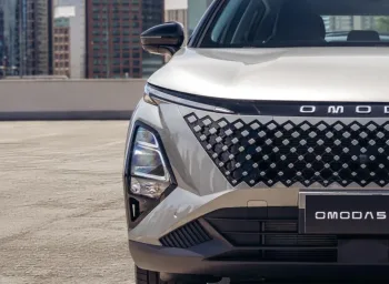 Omoda 5 2026: Chinês tem 224 cv e custa R$ 159.990. Será o FIM do Toyota Corolla Cross?