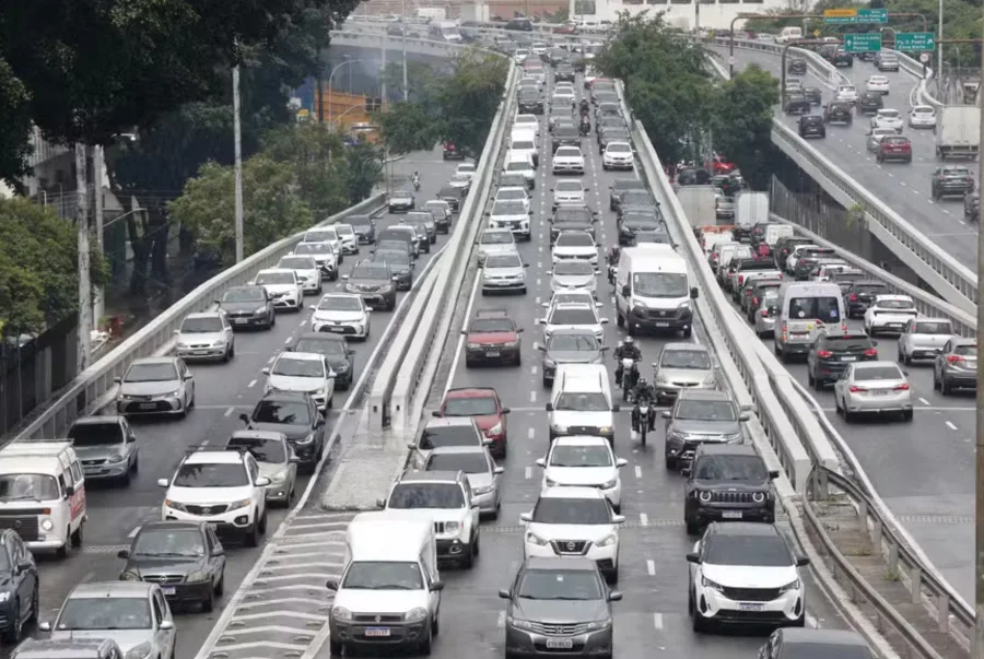 Rodízio SP será suspenso: São Paulo suspende rodízio no fim do ano e mantém restrição para caminhões