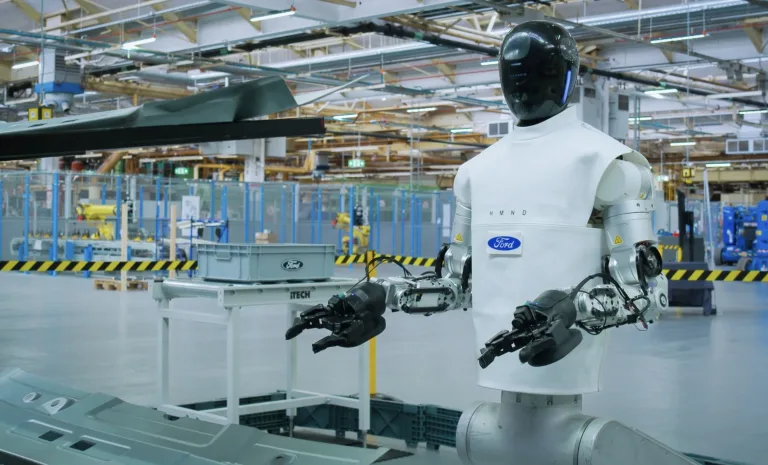 Robô da Ford trabalha como humano e já supera metas de produção