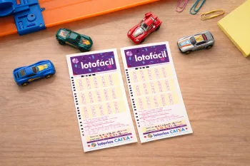 Resultado Lotofácil 3601 Hoje, sexta-feira, 30/01/2026: Números sorteados; prêmio de R$ 1,8 milhão daria para montar frota de SUVs híbridos