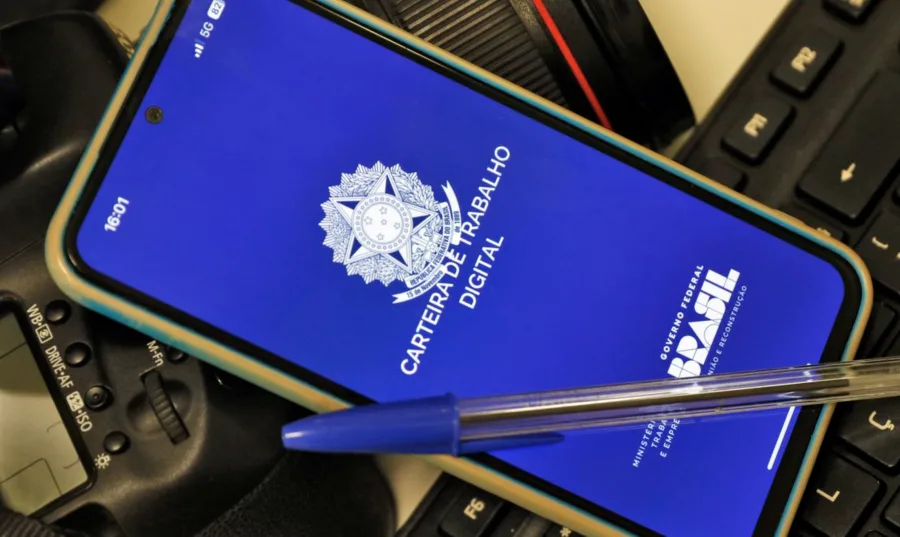 Abono Salarial Consulta já está disponível, veja passo a passo de como fazer hoje pelo app Carteira de Trabalho Digital