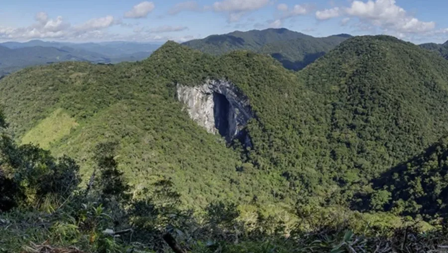 Laser da USP confirma em SP a maior abertura de caverna já medida no mundo