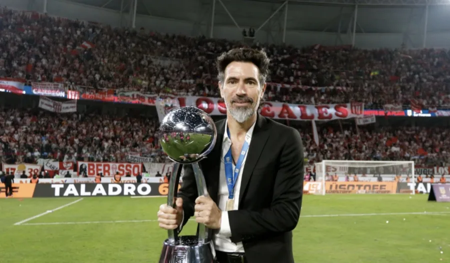 Eduardo Domínguez no Atlético-MG? Time avança na negociação pelo técnico do Estudiantes