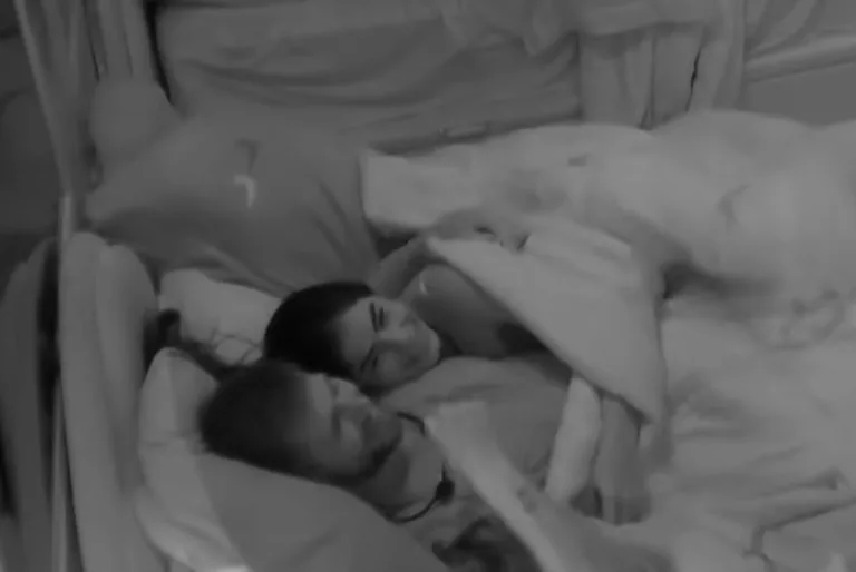 BBB 2026 tem noite quente: Jonas e Marciele dividem cama no BBB 26 e Central do Líder entra em choque
