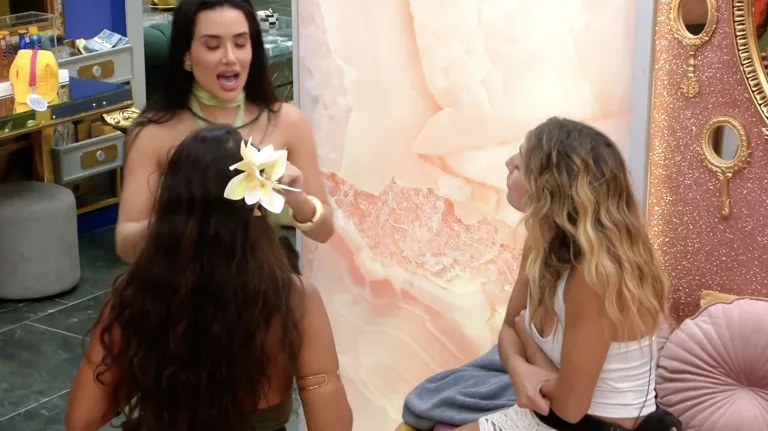 BBB Hoje: Chinelo sujo, bebida na pia e pedido de desculpas: festa do Líder vira campo minado no BBB 26