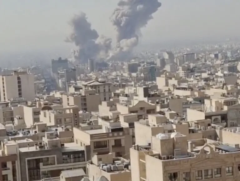 Estados Unidos ataca Irã hoje 28/02/2026: veja o que é verdade e o que é boato